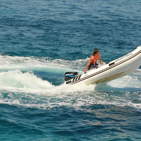 Apartahotel Samos Guzelcamlı